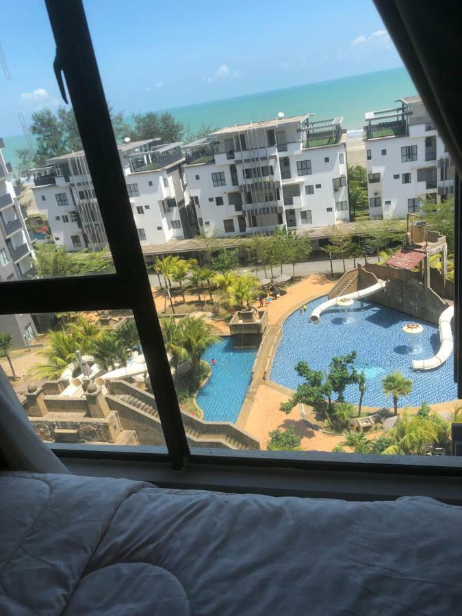Swiss Garden Residence Pool Sea View Beach Resort Luxury Apartment & Family Suite Kuantan Kültér fotó